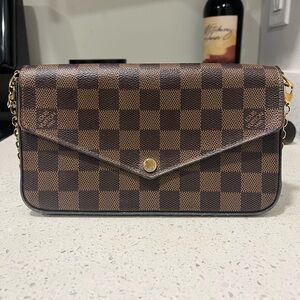 Authentic Louis Vuitton Damier Ebene Felicie Pochette